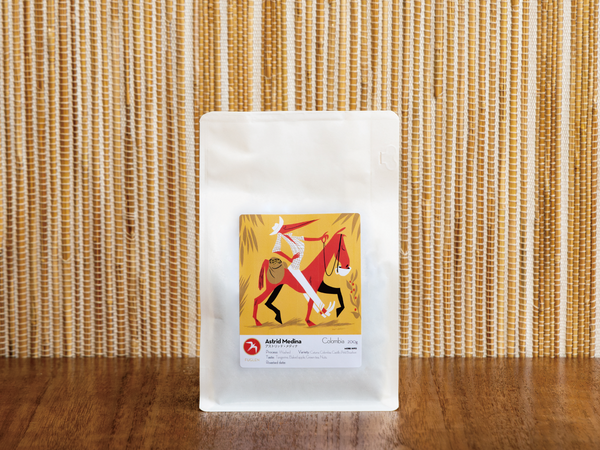 Astrid Medina / COLOMBIA packshot