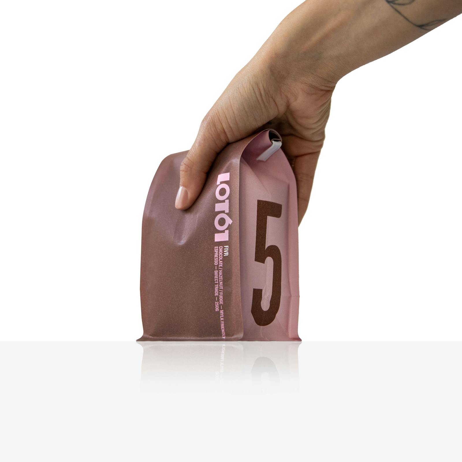 FIVR packshot